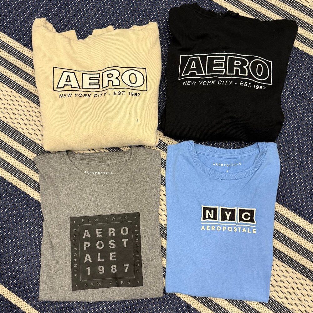 Aeropostale Bundle of 4 Men’s Small Hoodies T-Shirts Casual School Preppy Cozy